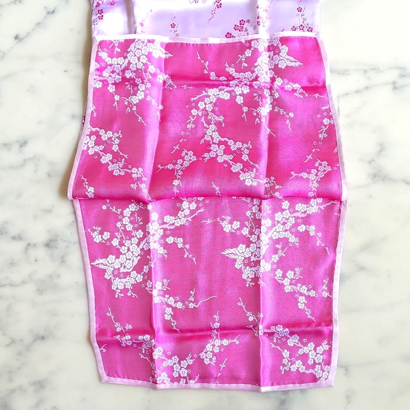 NWT. Rayon Blended Satin Floral Embroidery Short Sleeve Chinese Gown. - Picture 7 of 7